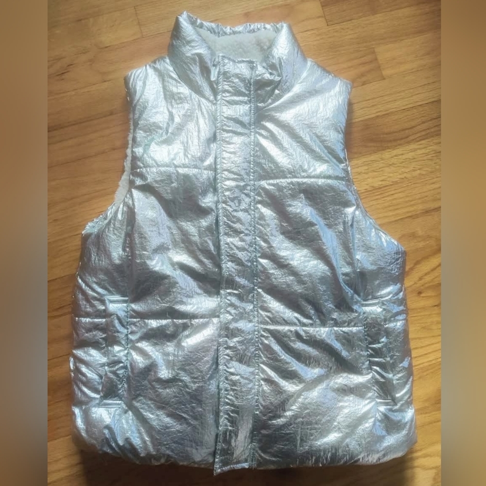 Women's Size Small Fleece Lined Puffer Vest